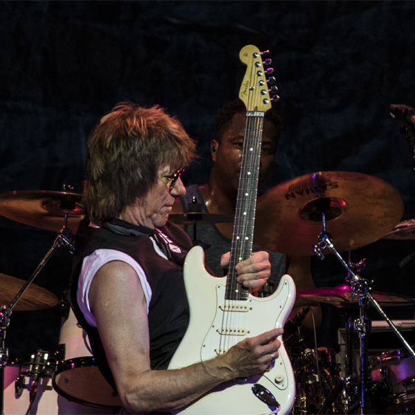 Jeff Beck, Paul Rodgers, Ann Wilson at BB&T Pavillion – Echoes